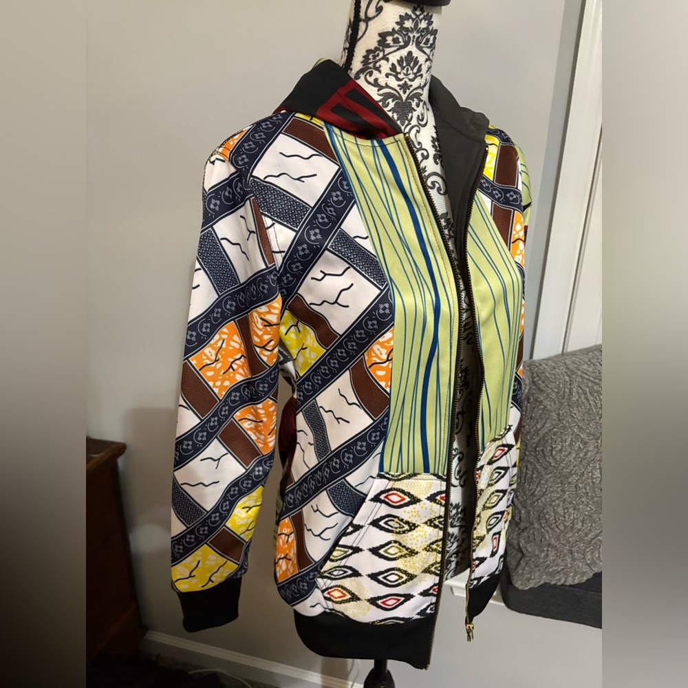 Multicolor Patterned Women's Jacket Size Small - image 2